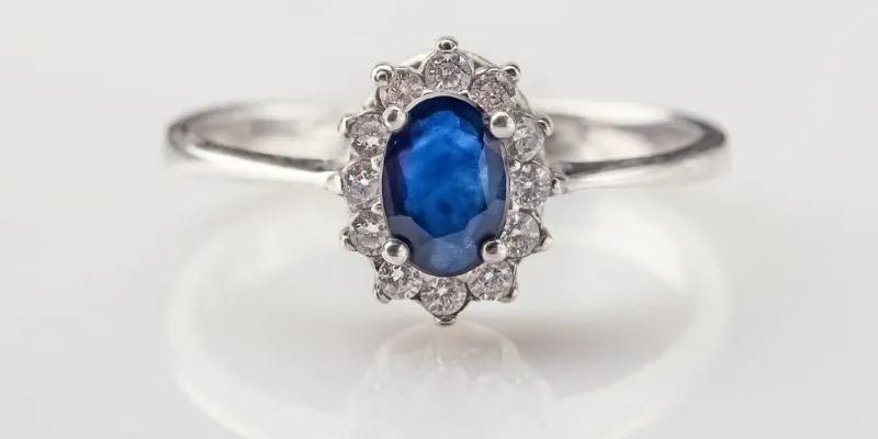 Giới thiệu về đá quý Saphire tặng phẩm từ thiên nhiên